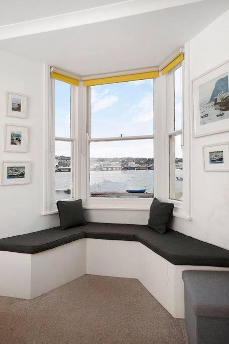 Beach Front Flat Shaldon With Parking Екстериор снимка